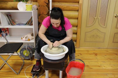 В Азнакаевском краеведческом музее объединились стихии земли, воды, огня и воздуха
