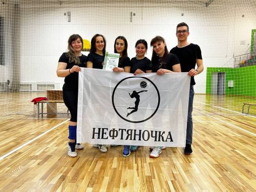 Азнакай волейболчылары медаль белән кайтты