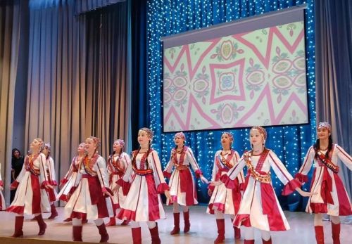 Азнакаевцы приняли участие в фестивле “Без бергә”