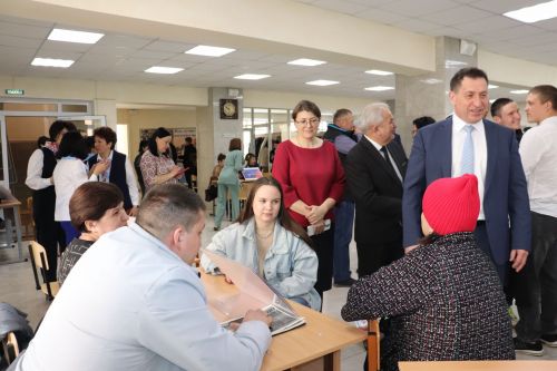 В Азнакаево состоялась ярмарка вакансий
