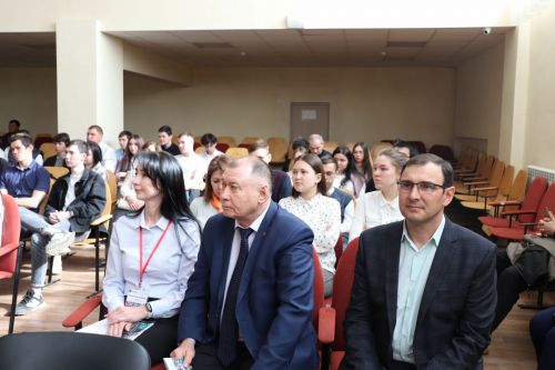 В Азнакаево состоялась ярмарка вакансий