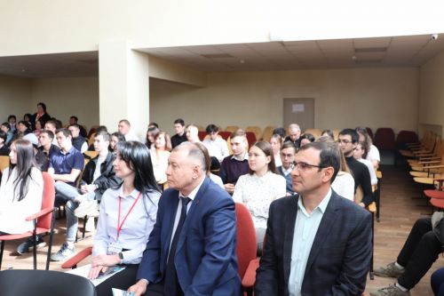 В Азнакаево состоялась ярмарка вакансий