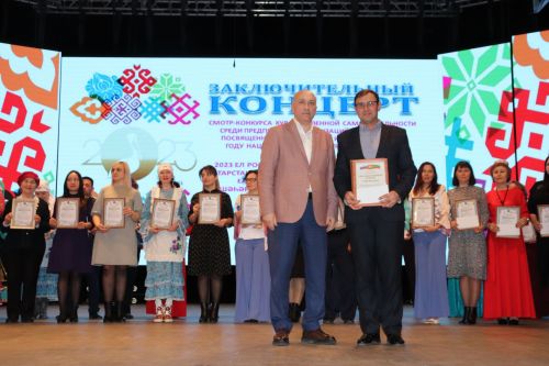 Художественная самодеятельность Азнакаево засияла яркими звездами