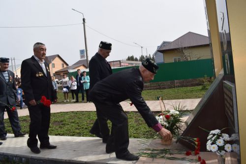 В Азнакаево почтили память ликвидаторов Чернобыльской катастрофы