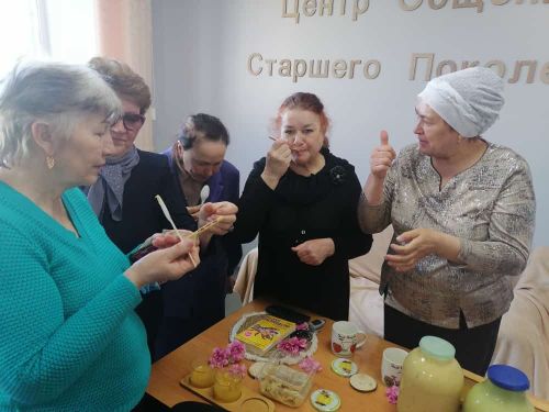 «Медовая» встреча