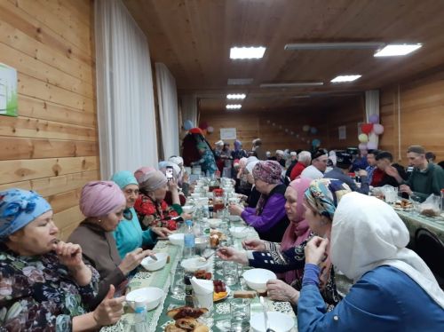 Продолжаются ифтары