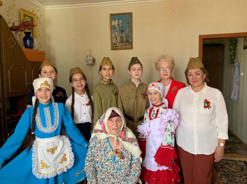 Концерт в подарок труженикам тыла