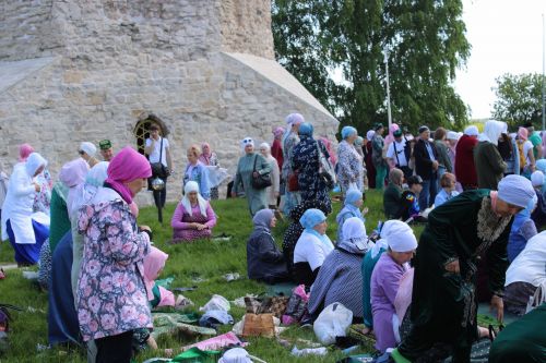 Азнакаевцы приняли участие в «Изге Болгар жыены»
