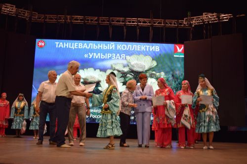 В Азнакаево университетом третьего возраста создана танцевальная группа “Умырзая”