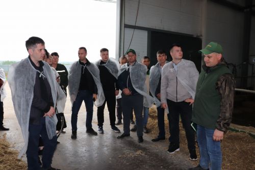 Азнакайга Татарстан Авыл хуҗалыгы һәм азык-төлек министрлыгы белгечләре эшлекле сәфәр ясады