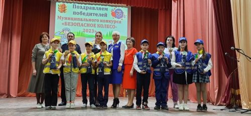 Азнакайда “Хәвефсез тәгәрмәч” бәйгесе җиңүчеләрен ачыкладылар