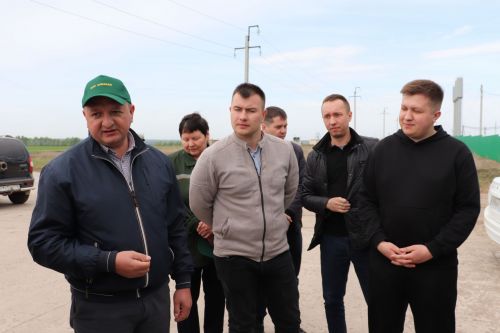 Азнакайга Татарстан Авыл хуҗалыгы һәм азык-төлек министрлыгы белгечләре эшлекле сәфәр ясады