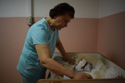 Азнакайда Акушерлар көнен әти-әни, бәбиләре белән бергәләп билгеләп үттеләр