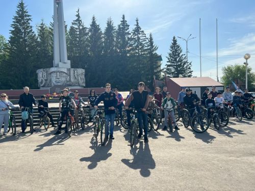 В Азнакаево состоялся велопробег Посвящённый Дню Победы
