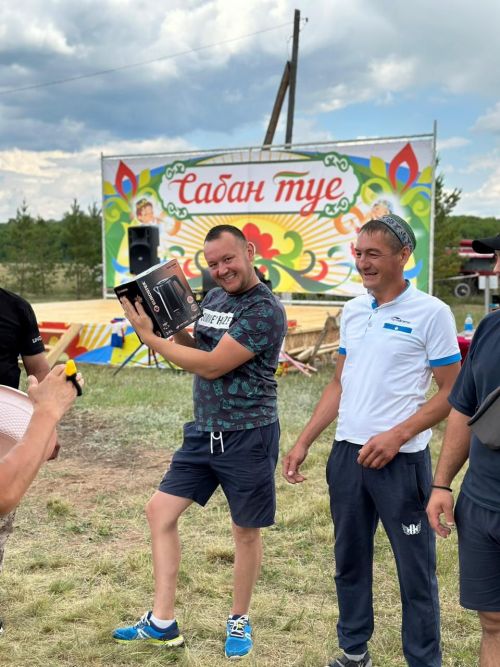 Сабантуй в селе Сарлы выявил сильнейших спортсменов
