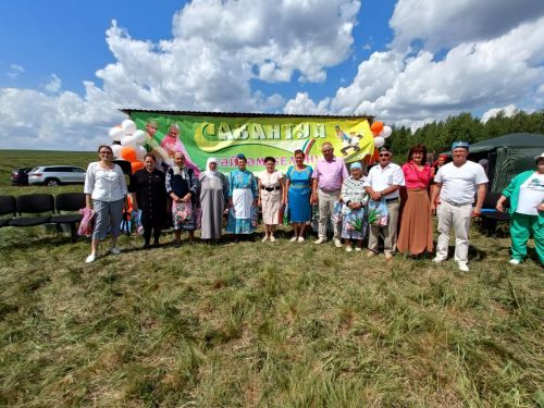 Сабантуй Ильбяково стал богатым на национальные узоры