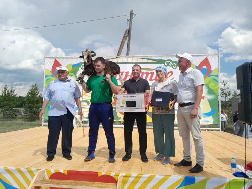 Азнакай районының Сарлы авылында Сабан туе гөрләде