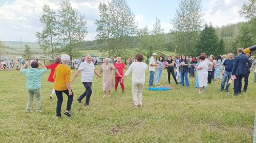 На Сабантуе в селе Алькеево чествовали учителей
