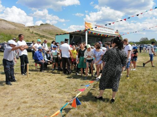 Әсәй авылы Сабан туенда гер ыргытып уйнадылар