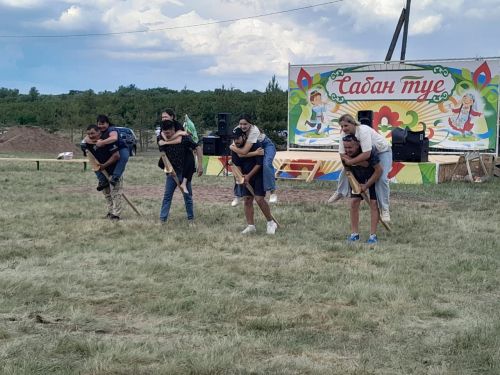 Азнакай районының Сарлы авылында Сабан туе гөрләде