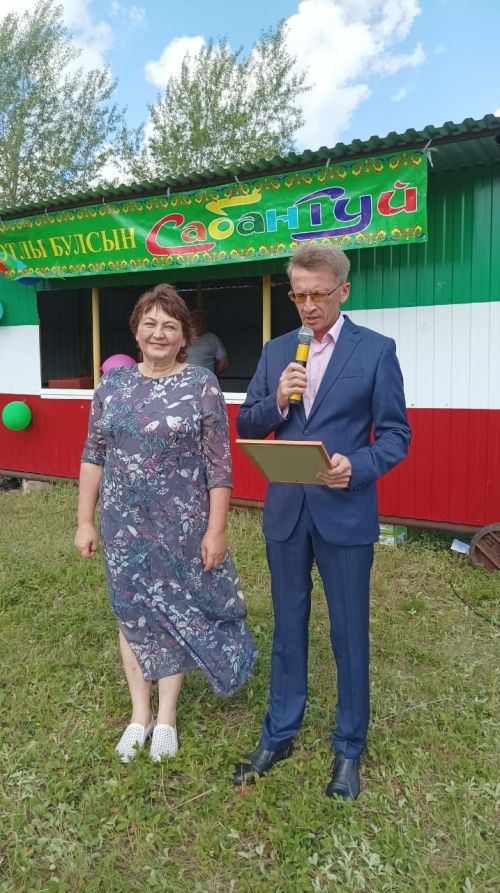 На Сабантуе в селе Алькеево чествовали учителей
