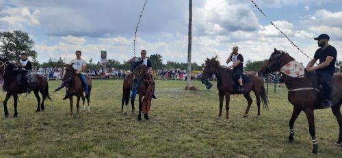 В селе Тумутук прошел Сабантуй