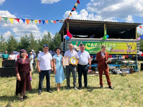 На Карамалинском Сабантуе состоялись конные скачки