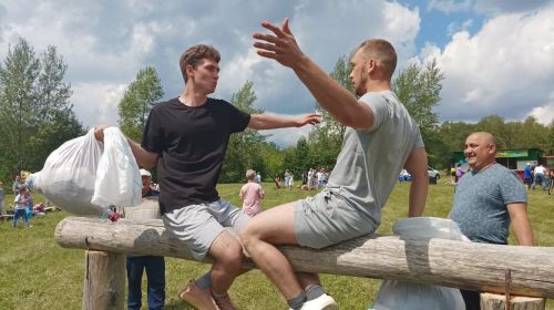 На Сабантуе в селе Алькеево чествовали учителей