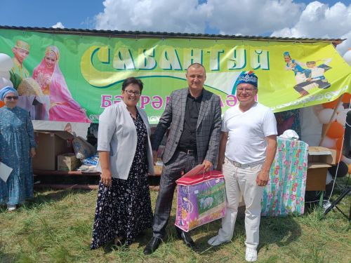 Сабантуй Ильбяково стал богатым на национальные узоры