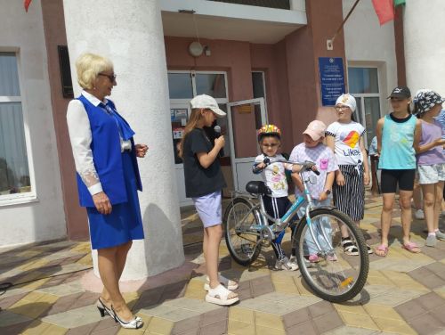 В Азнакаево дети изучают правила дорожного движения