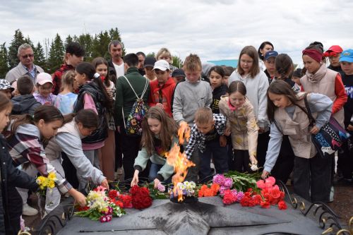 Азнакаевцы на страже памяти