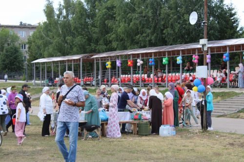 Гает көнне Азнакайда гаилә бәйрәме узды