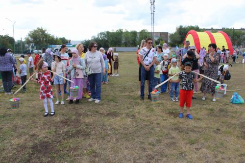 Гает көнне Азнакайда гаилә бәйрәме узды