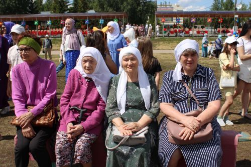 Гает көнне Азнакайда гаилә бәйрәме узды