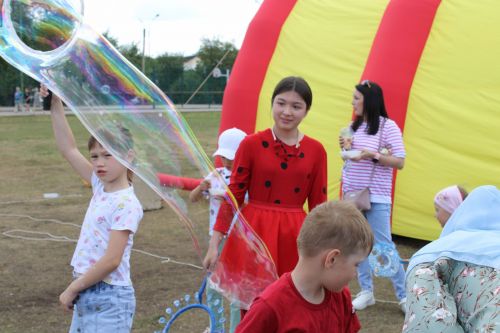 Гает көнне Азнакайда гаилә бәйрәме узды
