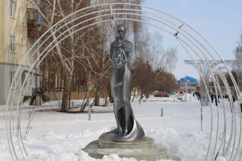Ты же и сама чья-то дочь!