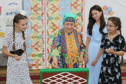 Азнакайда беренче тапкыр Бердәм фольклор көнен билгеләп үттеләр