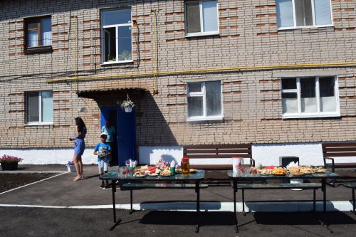 В селе Тумутук обновляются дворы
