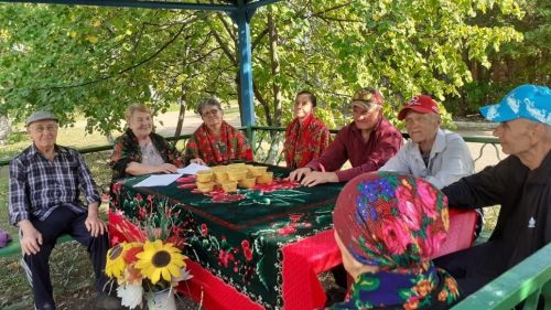 В Актюбинском доме-интернате отметили медовый праздник