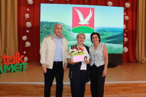 Азнакай педагогларын уңышлы укыту серләренә өйрәттеләр