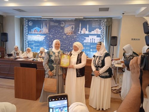Азнакай мөслимәләре Казанда Абыстайлар җыенында катнашты