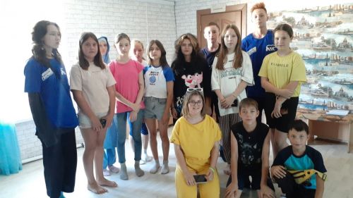Азнакай балалары белән коррупция турында сөйләштеләр