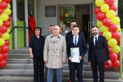 В поселке Актюбинский после капитального ремонта открылась школа