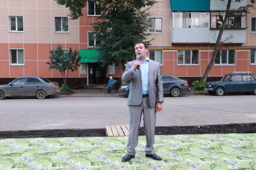 В Азнакаево проходят праздники дворов