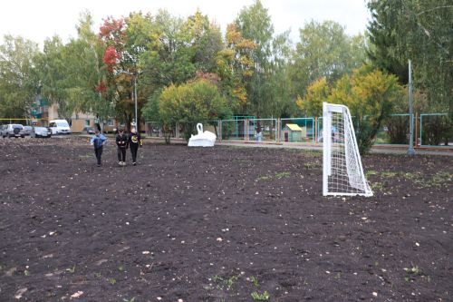В Азнакаево проходят праздники дворов
