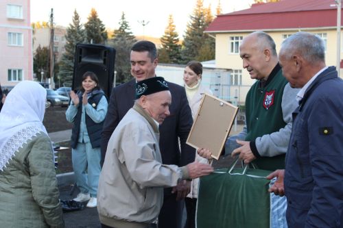 Азнакайда ишек алды бәйрәмнәре дәвам итә