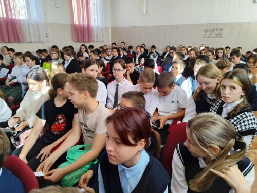 Азнакаевцы встретили автобусный тур “Время первых”