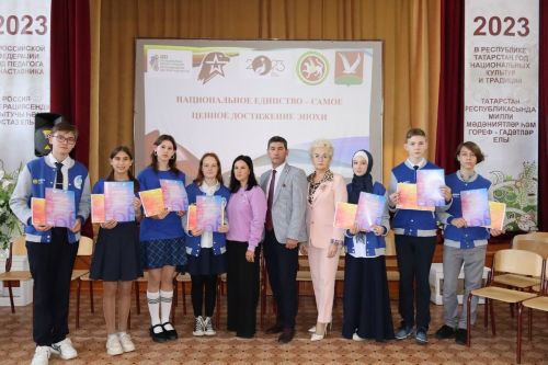 Азнакай гимназиясендә төбәк фестивале узды