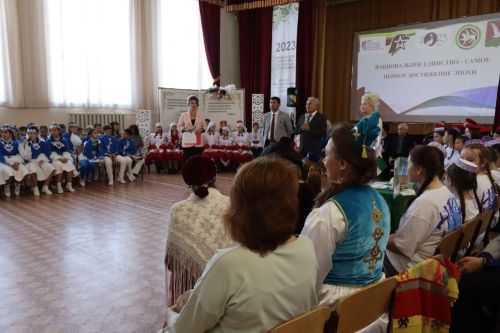 Азнакай гимназиясендә төбәк фестивале узды