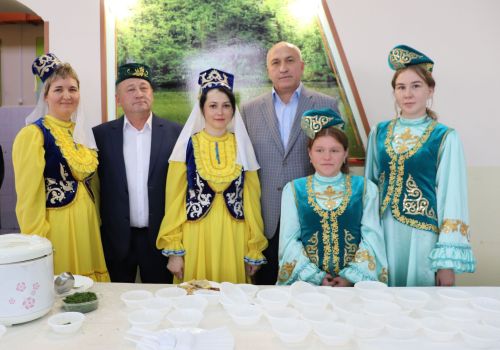 Азнакайда Татар ашлары көне үтте